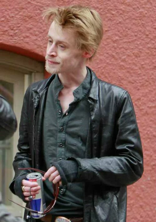 Macaulay Culkin looks thin and bony